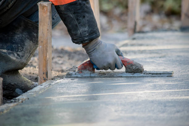Best Concrete Walkway Installation  in Springfield, MN